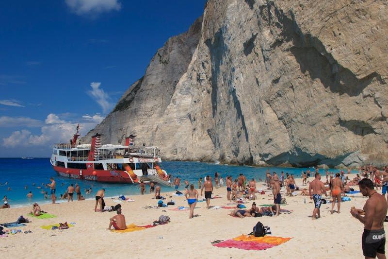 The Bay Hotel & Suites